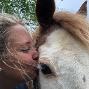 Meet your Posher, Leah